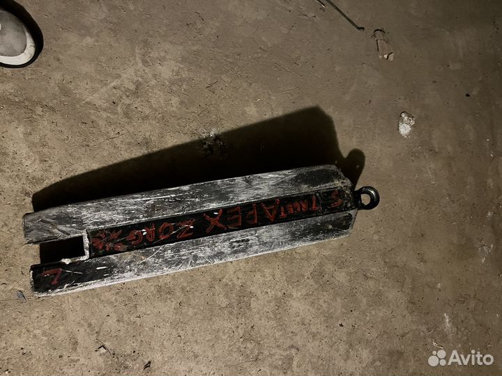 Дека на трюковой самокат