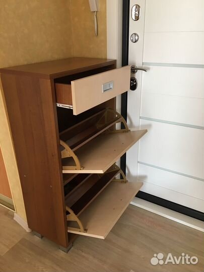 Продам обувницу