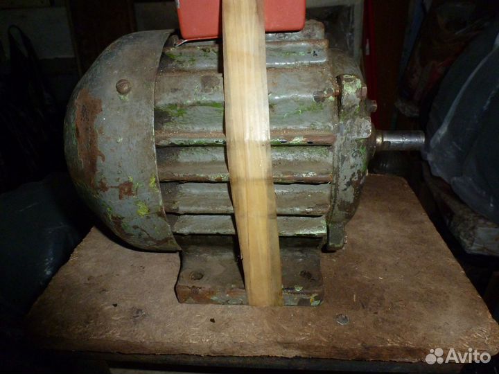 Электродвигатель