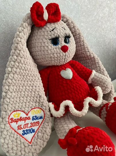 Вяанные игрушки, погремушки, пледы