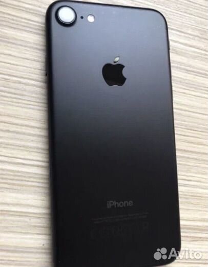 Телефон iPhone 7