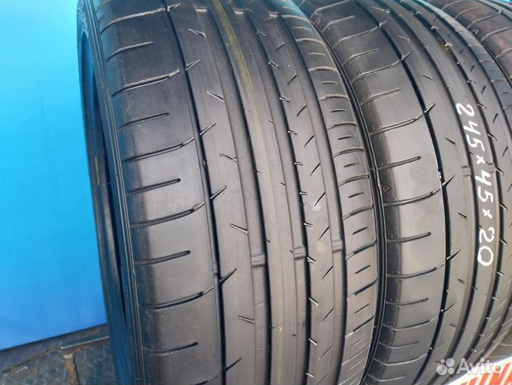 Dunlop SP Sport Maxx 050+ 245/45 R20 и 275/40 R20 106Y