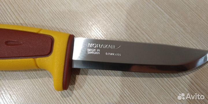 Нож mora Basic