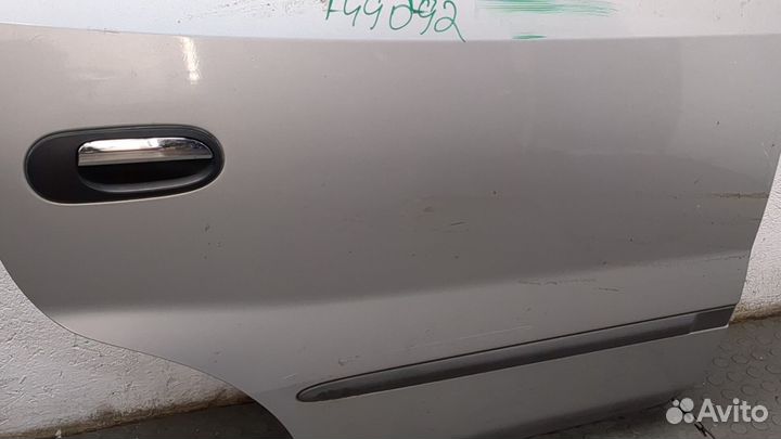 Дверь правая задняя Nissan Almera Tino