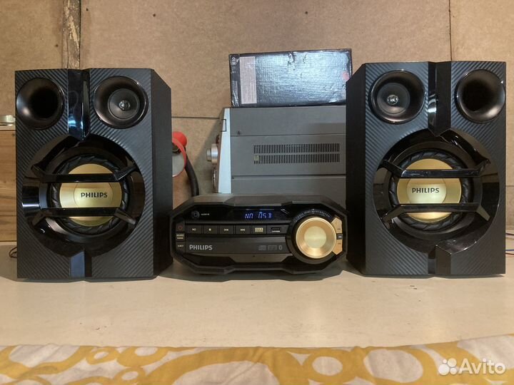 Музыкальный центр