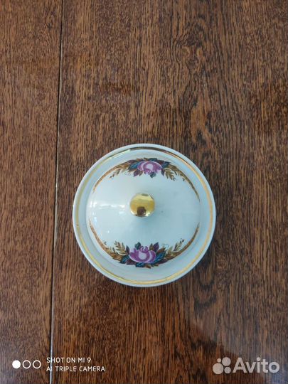Фарфоровая масленка СССР