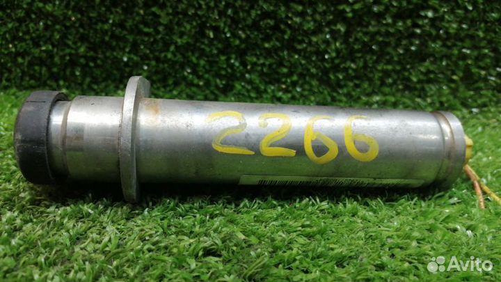 Пиропатрон капота Chrysler 300C