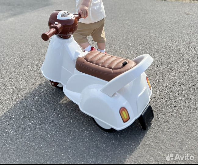 Детская машинка каталка