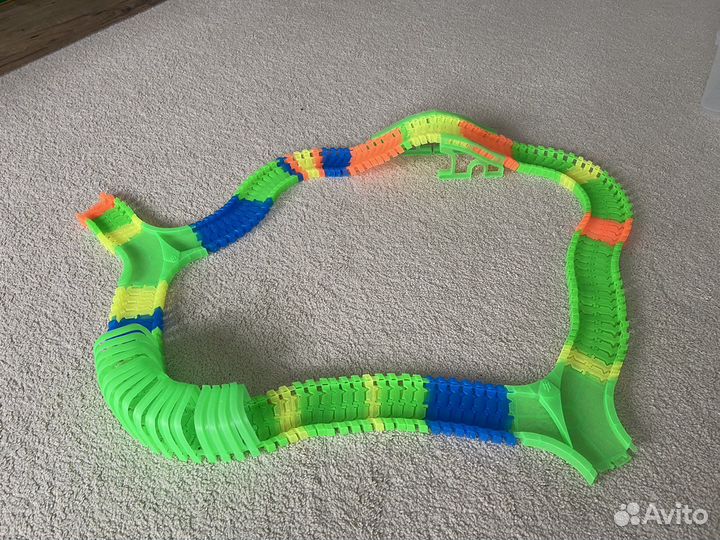 Гибкий трек светящийся