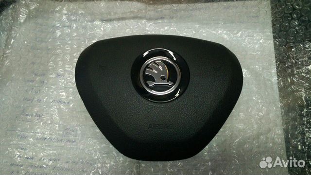 Заглушка в руль на Шкоду Рапид