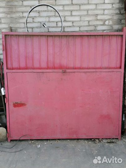 Секционные ворота бу