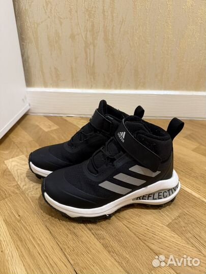 Ботинки adidas