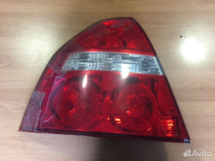 Фонарь задний левый Chevrolet Aveo т250 96650614