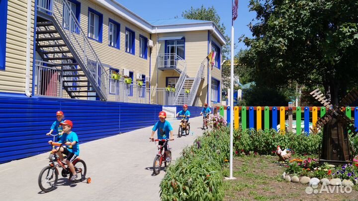 Частный детский сад - работает до 21.00