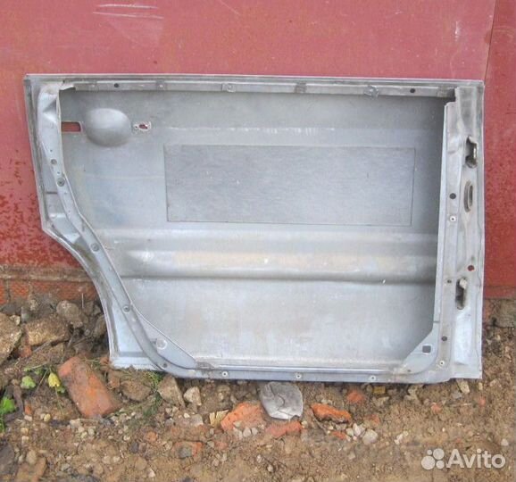 Дверь задняя левая Audi 100 44кузов