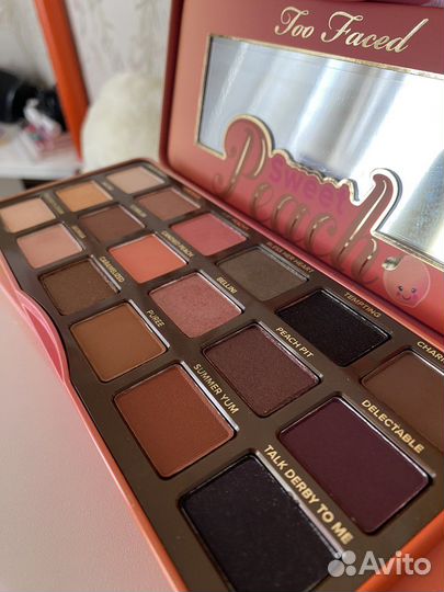 Палетка теней too faced peach