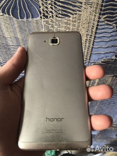 Телефон Huawei