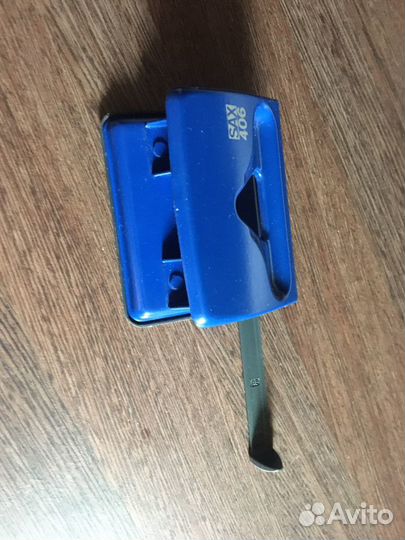 Дырокол SAX 460