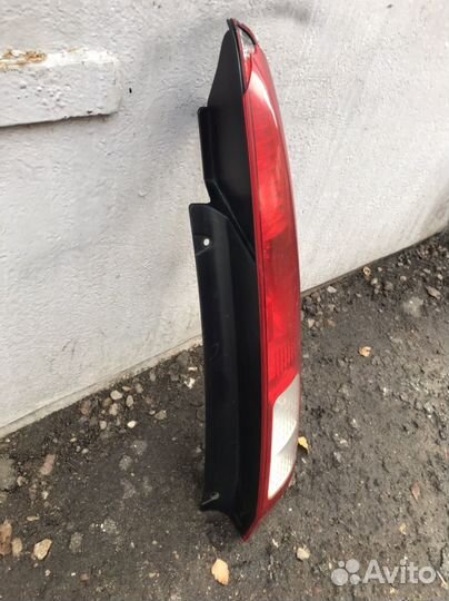 Фонарь задний правый ford fusion