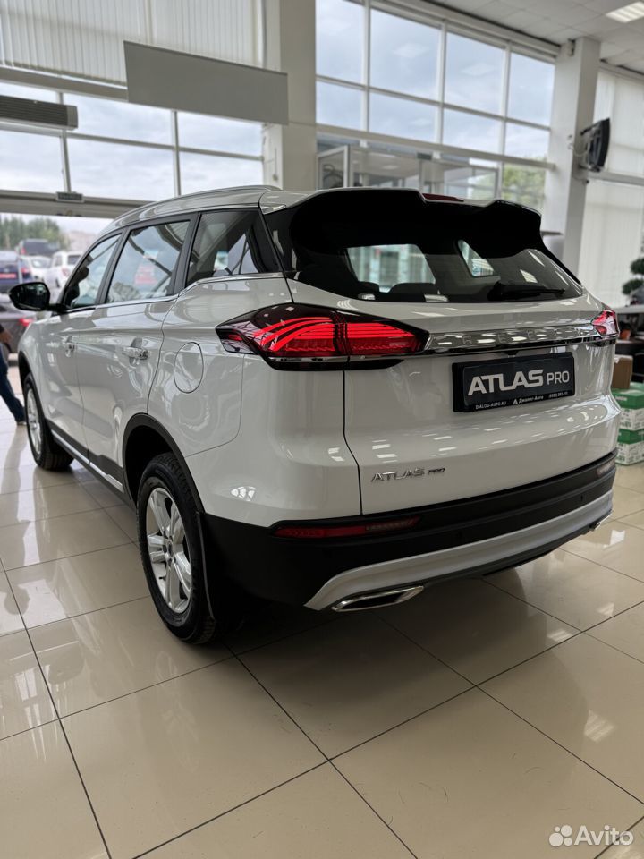 Geely Atlas Pro 1.5 AT, 2023