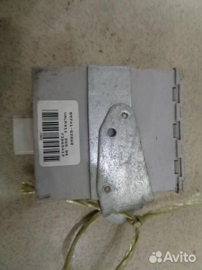 Блок управления центральным замком Toyota Corolla