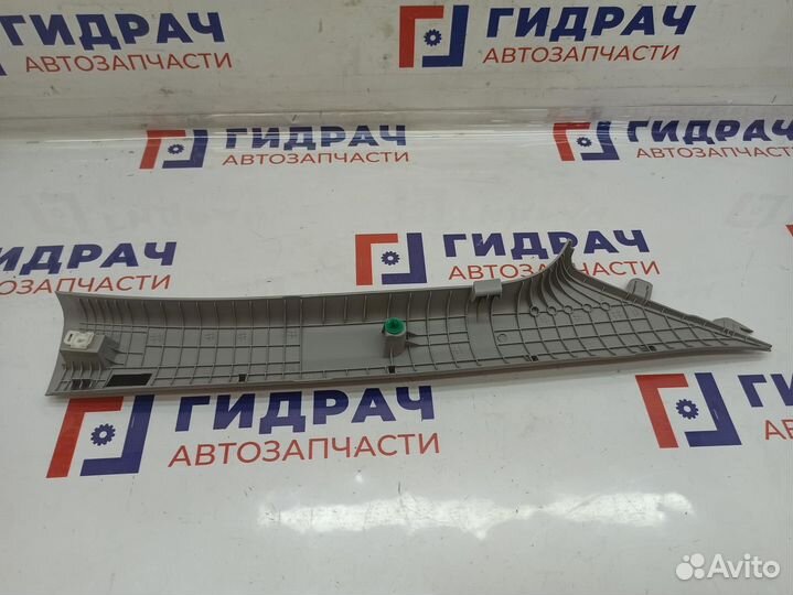 Обшивка стойки лобового стекла левая Hyundai Solar