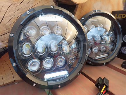 Фары на УАЗ LED светодиодные«Глаз паука» с дхо