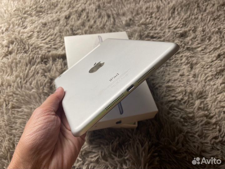 iPad mini wi-fi + сим / полный комплект