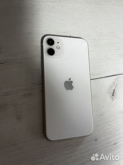 Продам iPhone 11