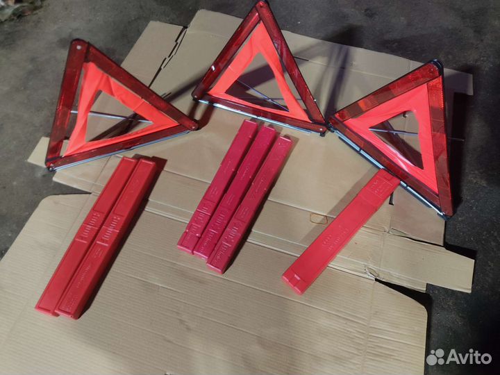 Знак аварийной остановки audi