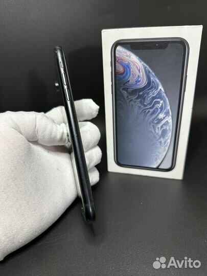 iPhone Xr, 64 ГБ