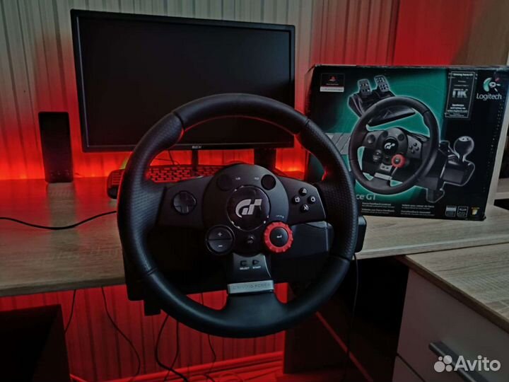 Игровой руль logitech driving force gt