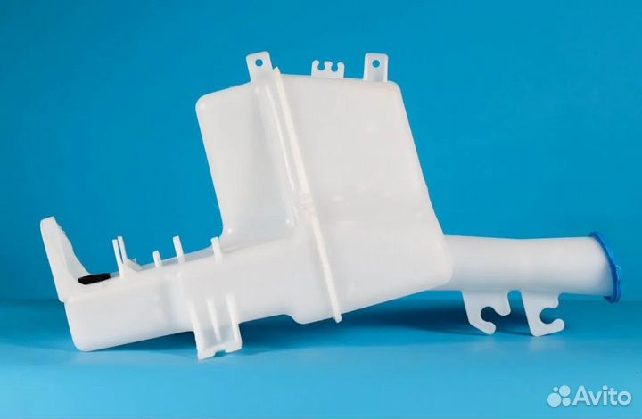 Бачок омывателя на Hyundai Creta