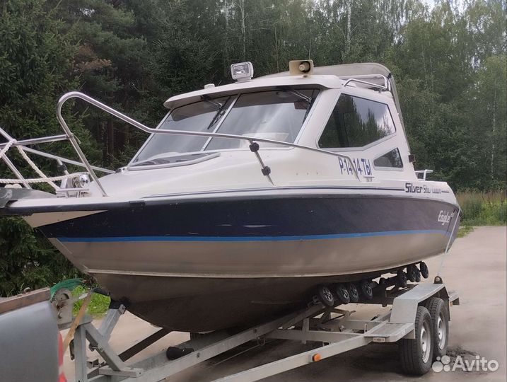 Аренда катера с капитаном прогулка на катере