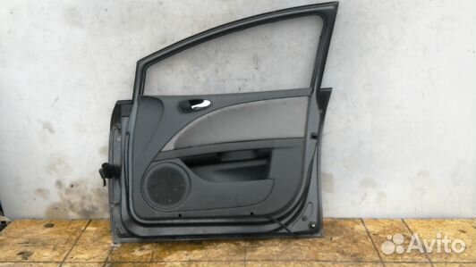 Дверь передняя правая seat leon 2 (83G35E201)