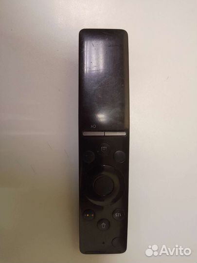Пульт с голосовым управлением Samsung