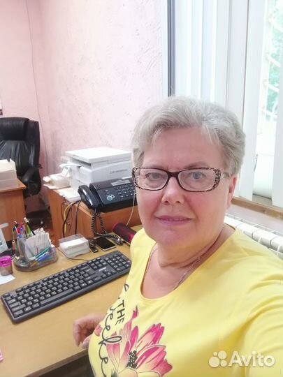 Менеджер,Администратор,комендант хостела