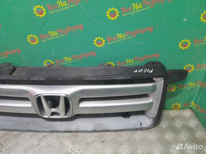 Решетка радиатора Honda Pilot