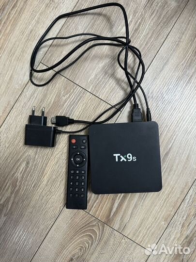 SMART tv андроид приставка tx9s