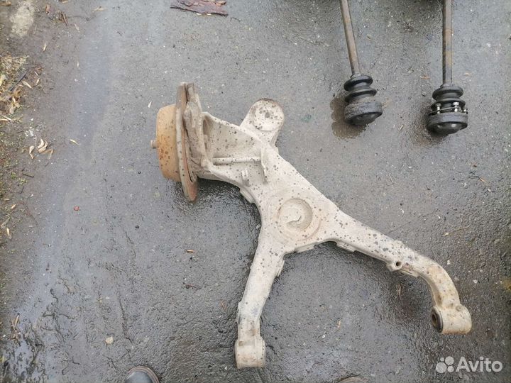 Рычаг задний правый Mercedes-Benz Vito W638