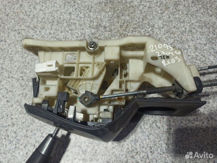 Кулиса АКПП с тросом Kia Rio 3