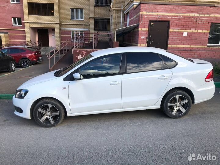 Volkswagen Polo 1.6 МТ, 2014, 187 000 км