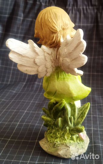 Фигурка статуэтка ангел,колкий пластик,смола