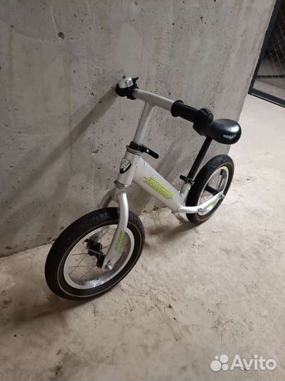 Беговел Horst Alloy, серебристый