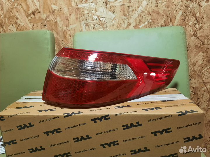 Фонари задние внешние Kia Rio III 2011-2014