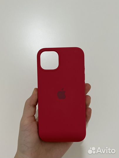 Чехол на iPhone 13