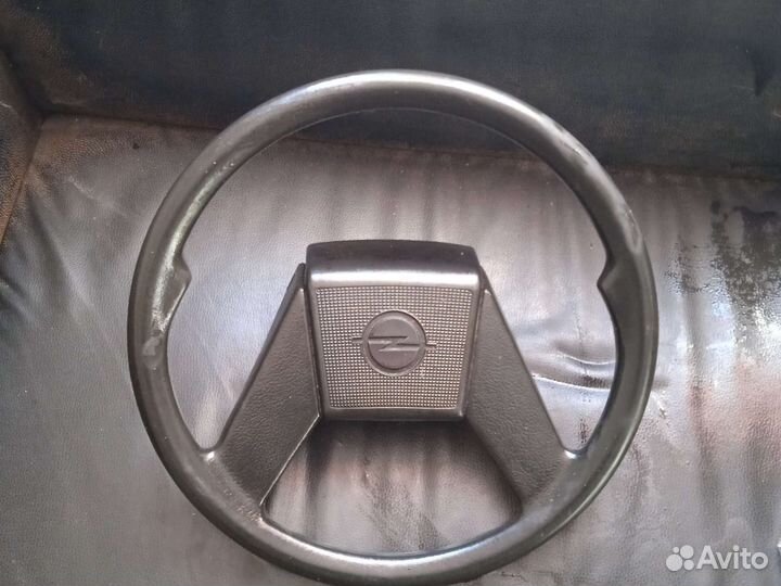 Руль Opel Kadet