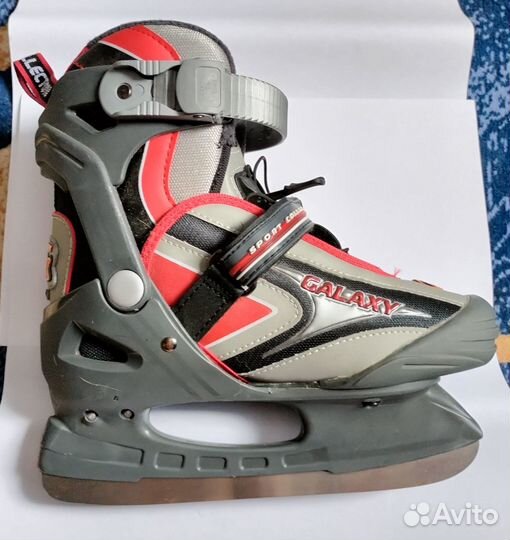 Коньки детские с регулировкой размера 32-35