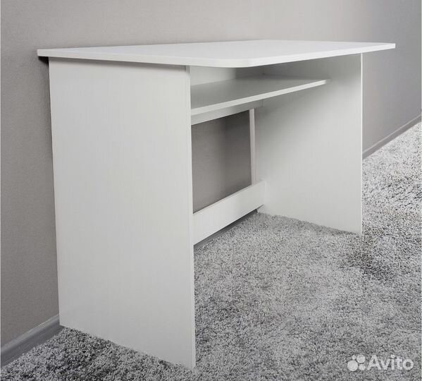 Письменный стол белый