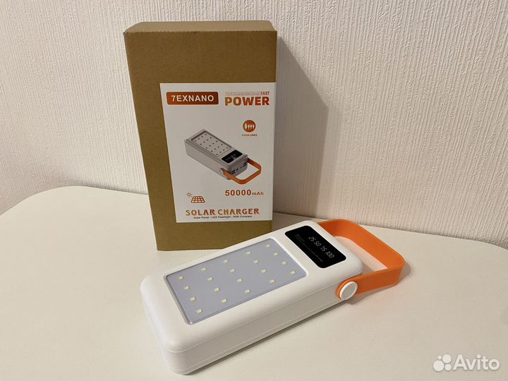 Повербанк на солнечной батарее 50000